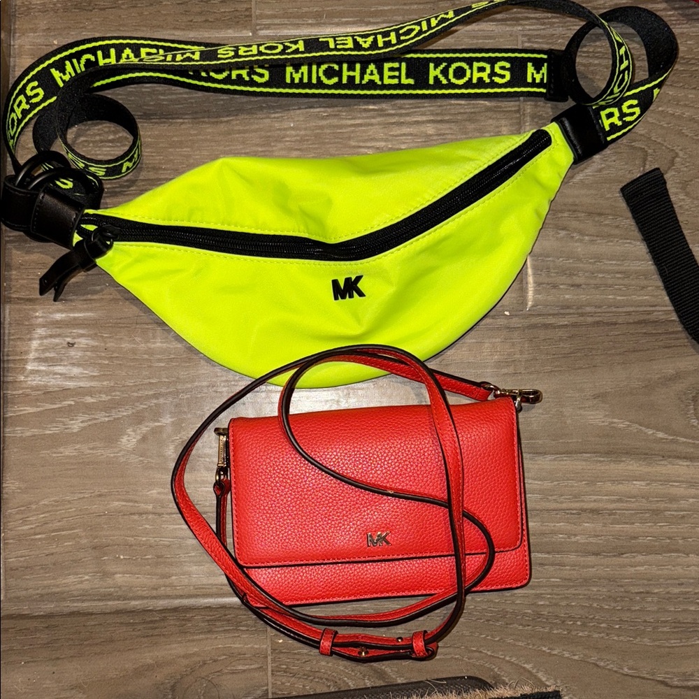 Michael Kors Crossbody and Clutch you pay for one, get two for the price of one